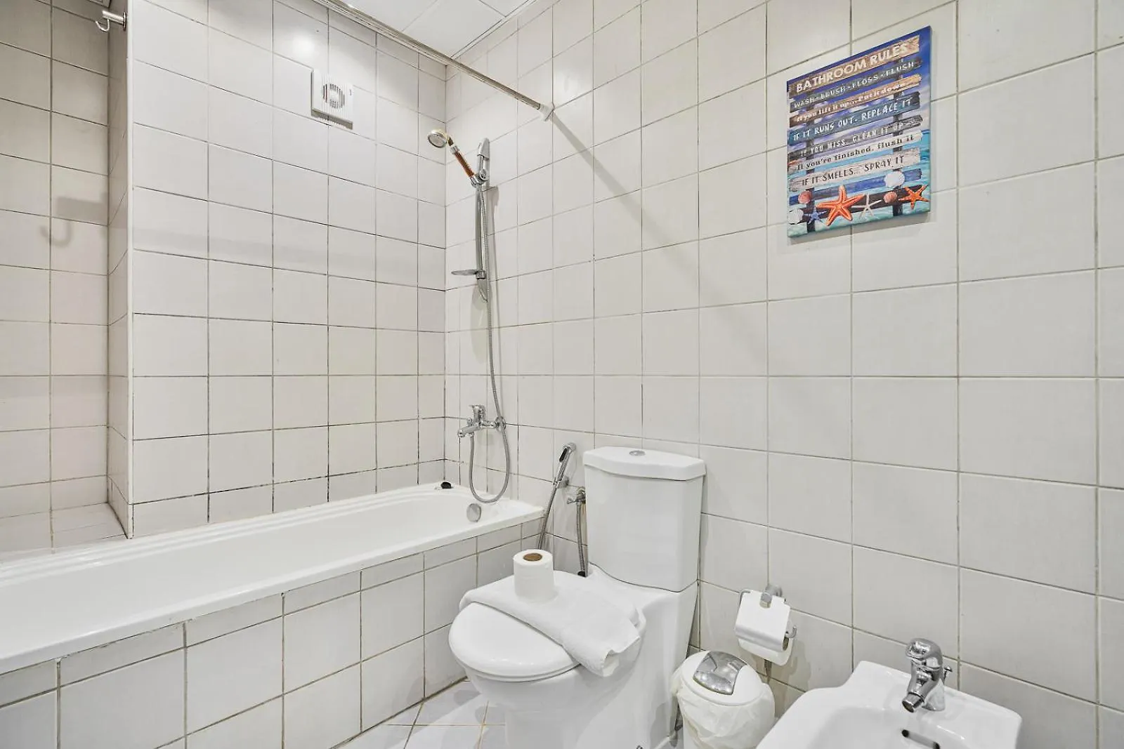 Modern 1Br Near Jbr, Marina Views, Pool & Gym Daire Dubai