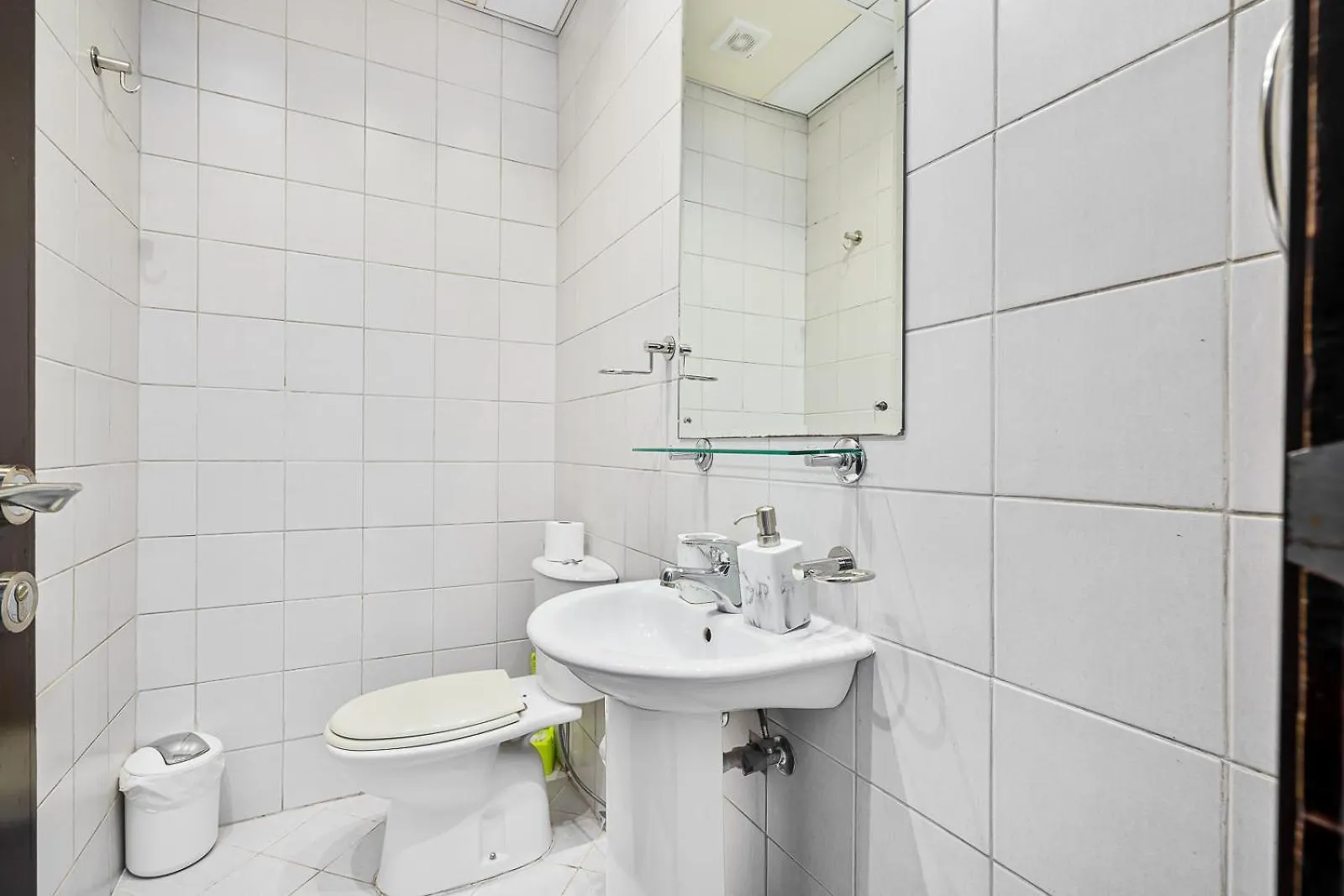 Modern 1Br Near Jbr, Marina Views, Pool & Gym Daire Dubai