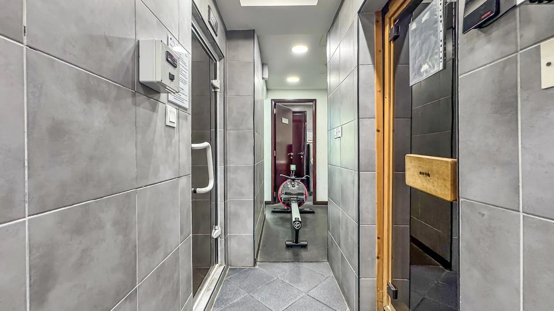 Modern 1Br Near Jbr, Marina Views, Pool & Gym Apartment Dubai