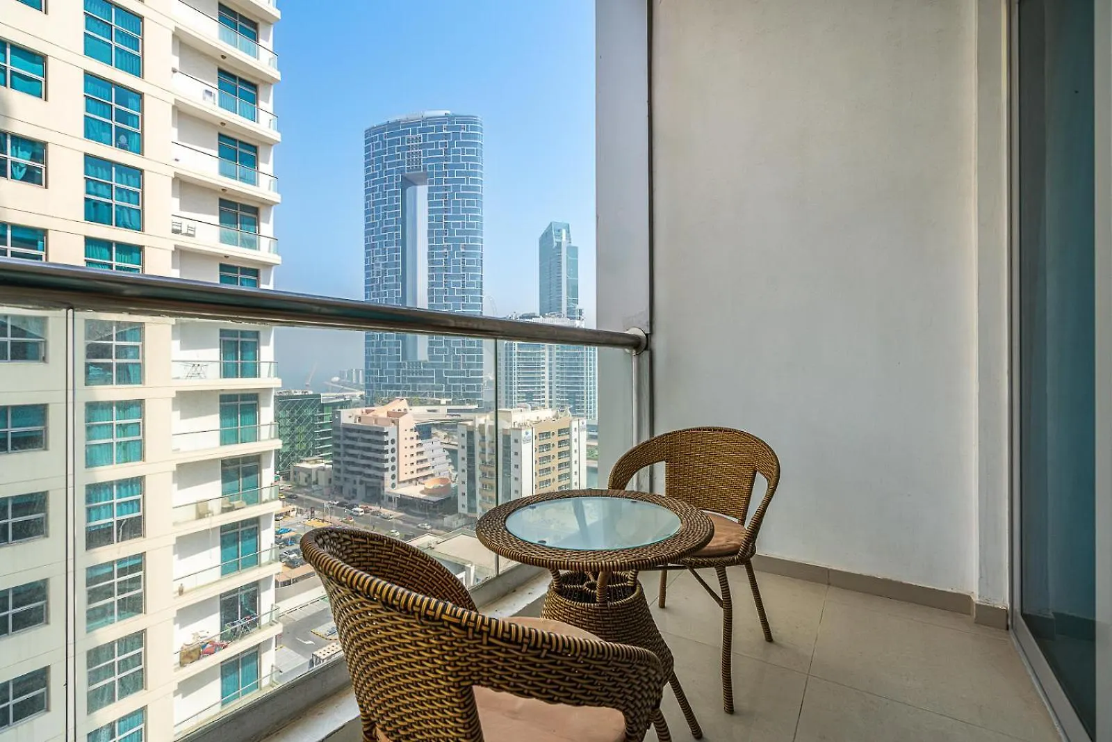 Modern 1Br Near Jbr, Marina Views, Pool & Gym Apartment Dubai United Arab Emirates